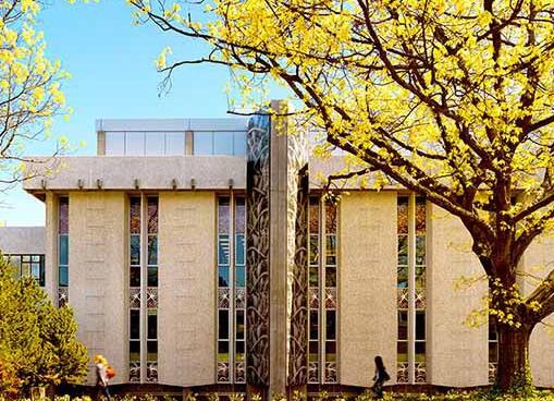 UBC英属哥伦比亚大学生物科学综合楼